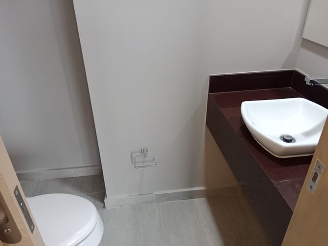 Apartamento de 2 alcobas en arriendo en El Tesoro, Medellín, 100 m² · foto 17 de 24