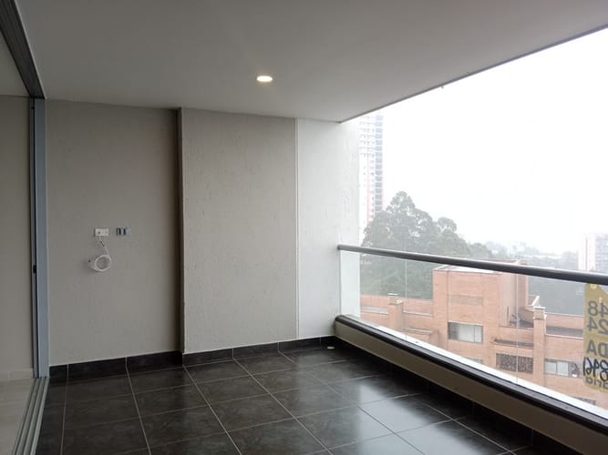 Apartamento de 2 alcobas en arriendo en El Tesoro, Medellín, 100 m² · foto 20 de 24