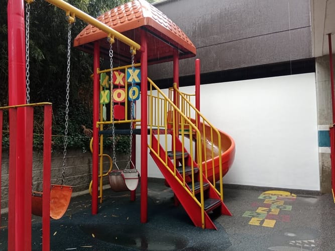Apartamento de 2 alcobas en arriendo en El Tesoro, Medellín, 100 m² · foto 24 de 24
