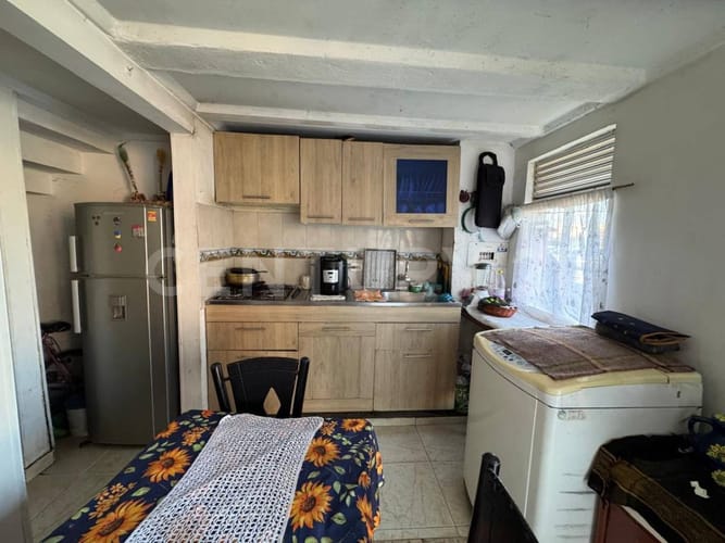Casa de 3 alcobas en venta en Cr. El Futuro, Soacha, 51 m² · foto 2 de 13