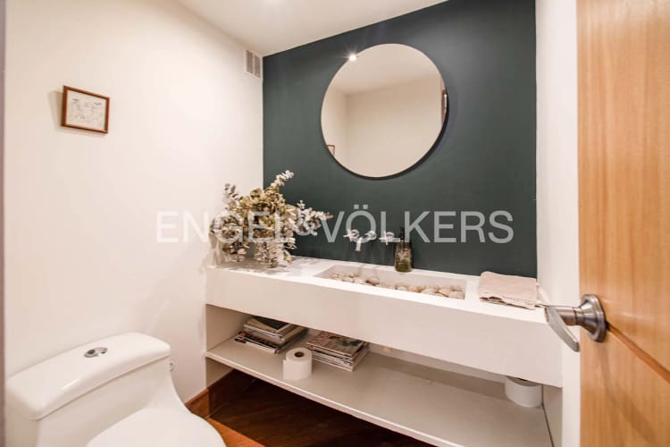 Apartamento de 2 alcobas en venta en Los Rosales, Bogotá, 151 m² · foto 21 de 21