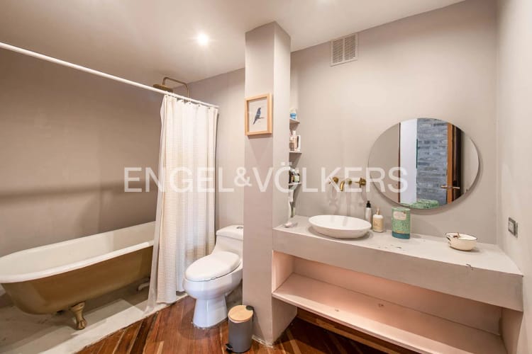 Apartamento de 2 alcobas en venta en Los Rosales, Bogotá, 151 m² · foto 20 de 21