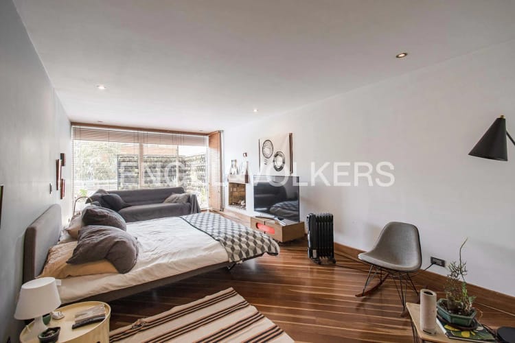 Apartamento de 2 alcobas en venta en Los Rosales, Bogotá, 151 m² · foto 14 de 21