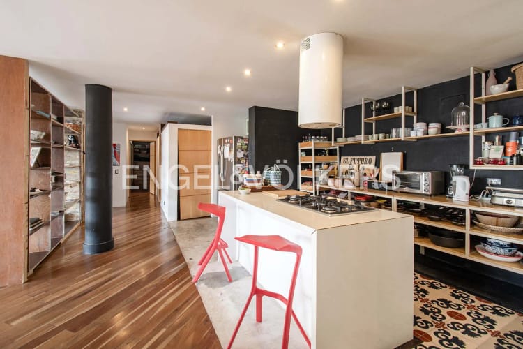 Apartamento de 2 alcobas en venta en Los Rosales, Bogotá, 151 m² · foto 11 de 21