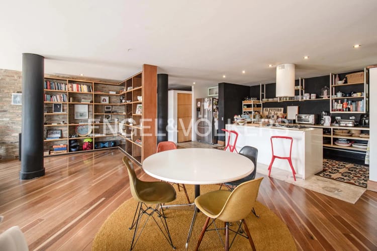 Apartamento de 2 alcobas en venta en Los Rosales, Bogotá, 151 m² · foto 7 de 21