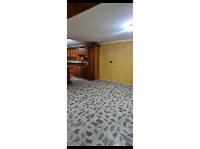 Casa de 5 alcobas en venta en Cabañas, Bello, 220 m² · foto 8 de 24