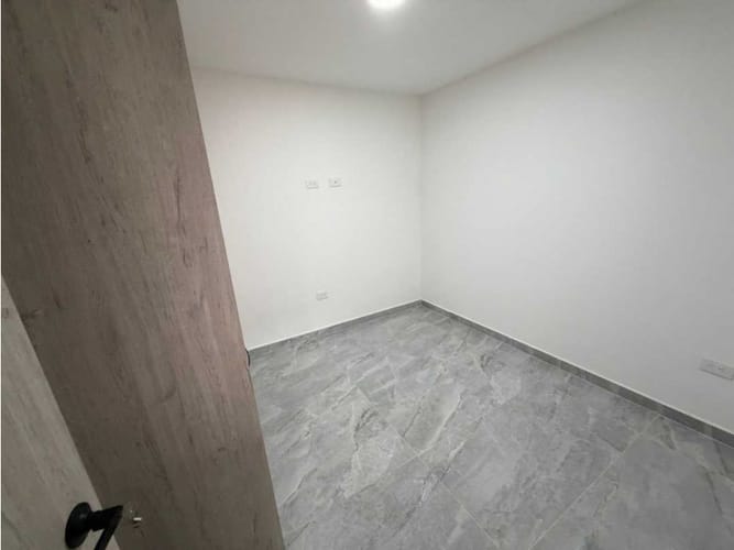 Apartamento de 3 alcobas en venta en Cabañitas, Medellín, 100 m² · foto 12 de 20