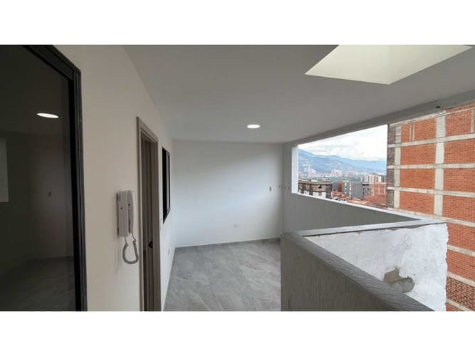 Apartamento de 3 alcobas en venta en Cabañitas, Medellín, 100 m² · foto 17 de 20