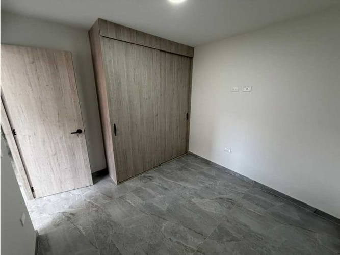 Apartamento de 3 alcobas en venta en Cabañitas, Medellín, 100 m² · foto 19 de 20
