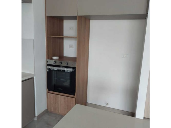 Apartamento de 2 alcobas en venta en Cabañas, Bello, 64 m² · foto 5 de 14