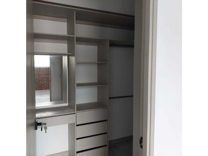 Apartamento de 2 alcobas en venta en Cabañas, Bello, 64 m² · foto 9 de 14