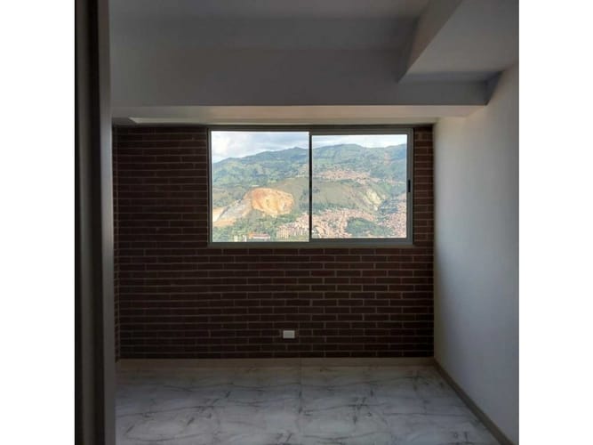 Apartamento de 2 alcobas en venta en Cabañas, Bello, 64 m² · foto 11 de 14