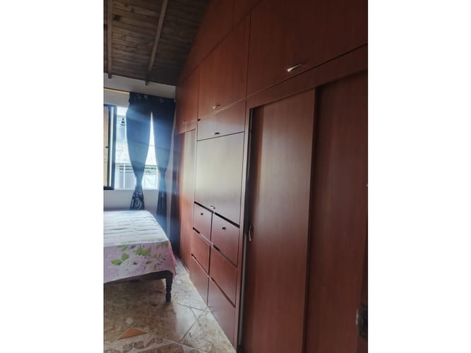 Casa de 3 alcobas en venta en La Florida, Bello, 72 m² · foto 12 de 23