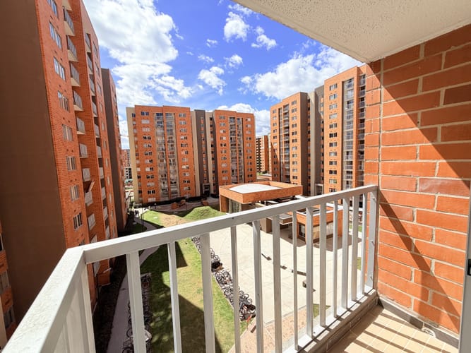 Apartamento de 3 alcobas en venta en Lusitania, Madrid, 57 m² · foto 6 de 24