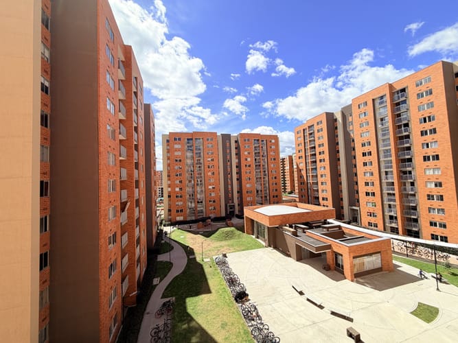 Apartamento de 3 alcobas en venta en Lusitania, Madrid, 57 m² · foto 7 de 24