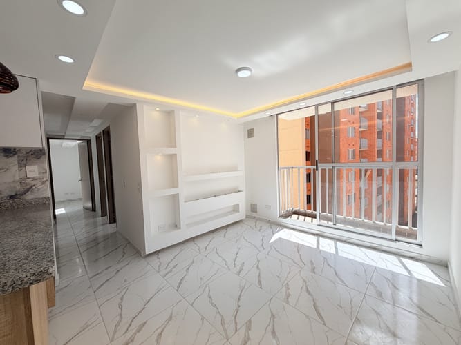 Apartamento de 3 alcobas en venta en Lusitania, Madrid, 57 m² · foto 9 de 24