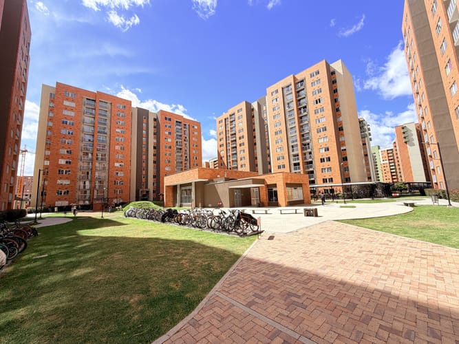 Apartamento de 3 alcobas en venta en Lusitania, Madrid, 57 m² · foto 11 de 24