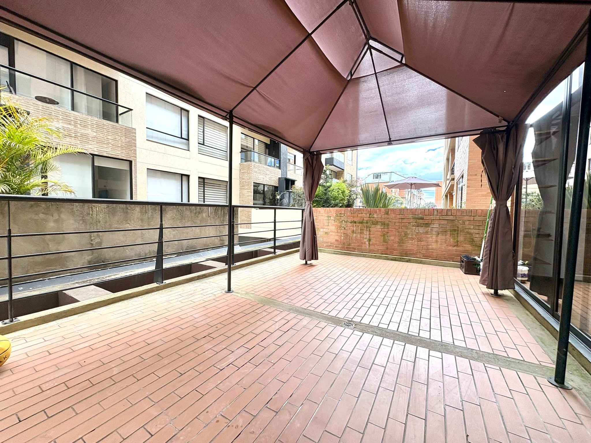 Apartamento en venta en Cedritos, Bogotá · foto 2 de 22
