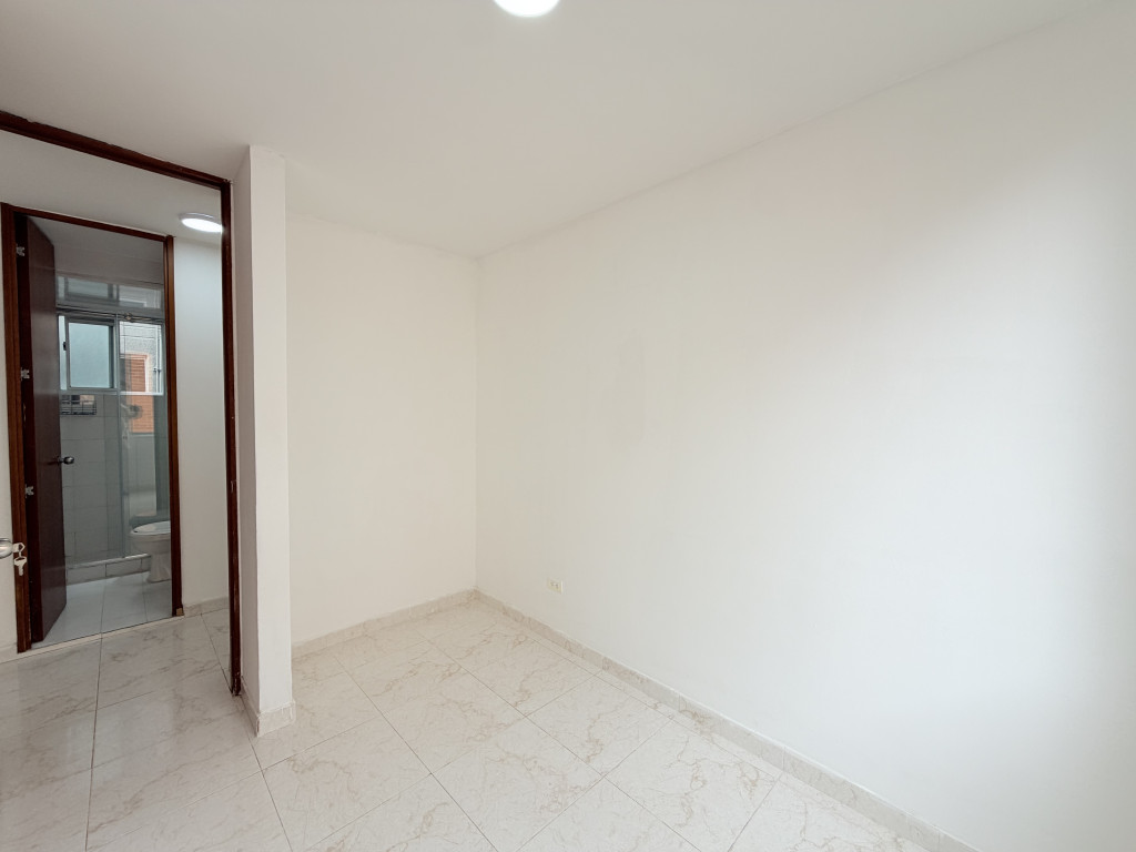 Apartamento en venta en Gran Granada, Bogotá · foto 8 de 20