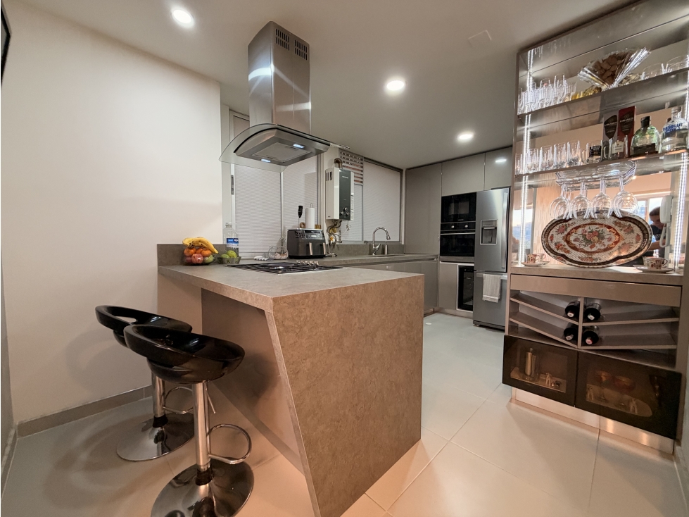 Apartamento en venta en Las Villas, Bogotá · foto 8 de 22