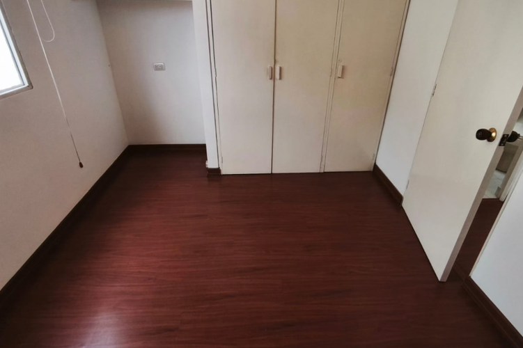 Casa de 5 alcobas en venta en Castilla, Bogotá, 186 m² · foto 12 de 19