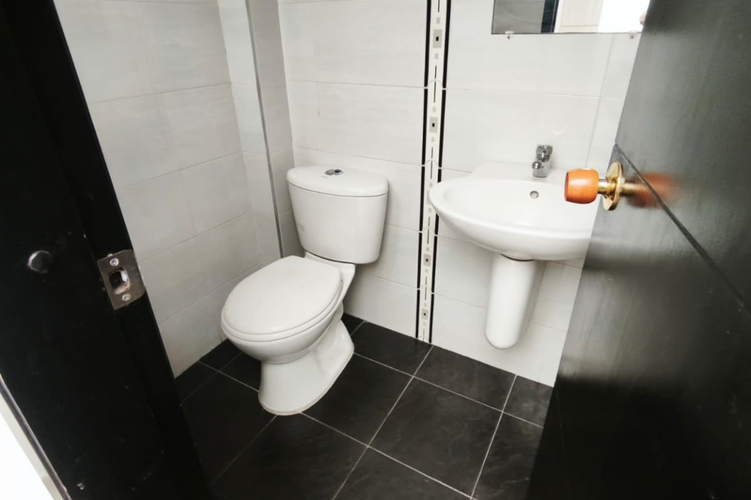 Casa de 5 alcobas en venta en Castilla, Bogotá, 186 m² · foto 19 de 19