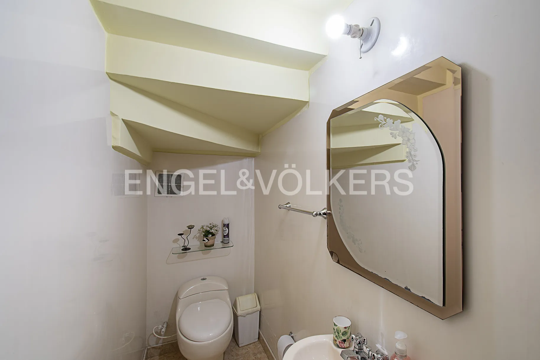 Casa en venta en Pasadena, Bogotá · foto 9 de 16