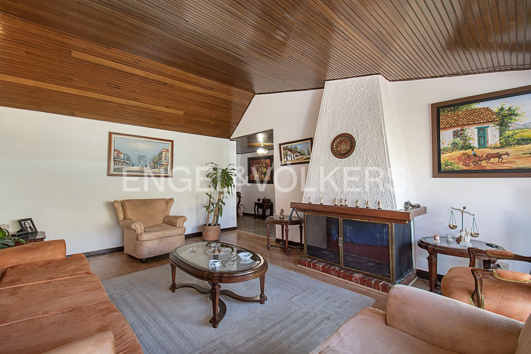 Casa en venta en Pasadena, Bogotá · foto 2 de 16