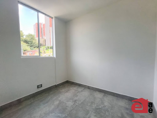 Apartamento en venta en Pajarito, Medellín · foto 6 de 8