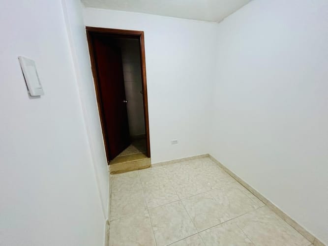 Apartamento de 3 alcobas en venta en Las Nieves, Bogotá, 76 m² · foto 11 de 14