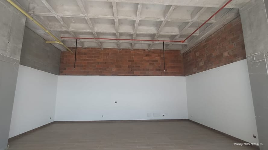 Local en arriendo en Villa Carlota, Medellín, 64 m² · foto 7 de 12