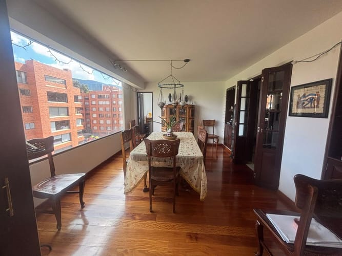 Apartamento de 4 alcobas en venta en Chicó Alto, Bogotá, 352 m² · foto 8 de 24
