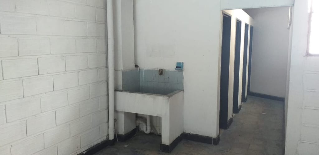 Bodega en arriendo en San Fernando, Medellín, 288 m² · foto 3 de 5