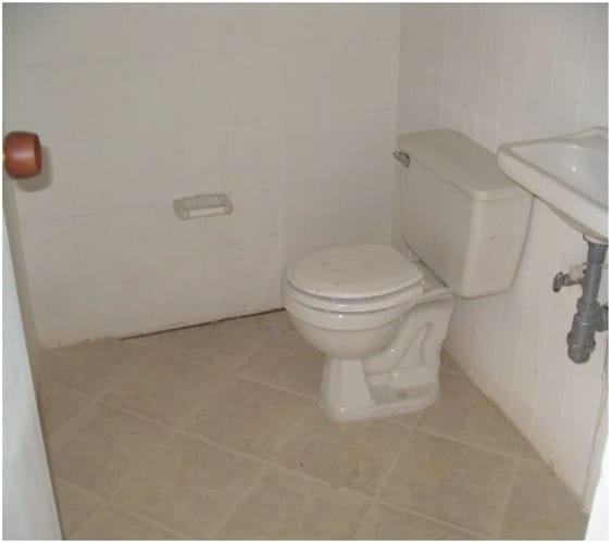 Bodega en arriendo en San Fernando, Medellín, 288 m² · foto 4 de 5