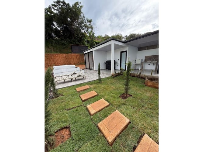 Casa de 3 alcobas en venta en Potrerito, Jamundí, 205 m² · foto 11 de 12