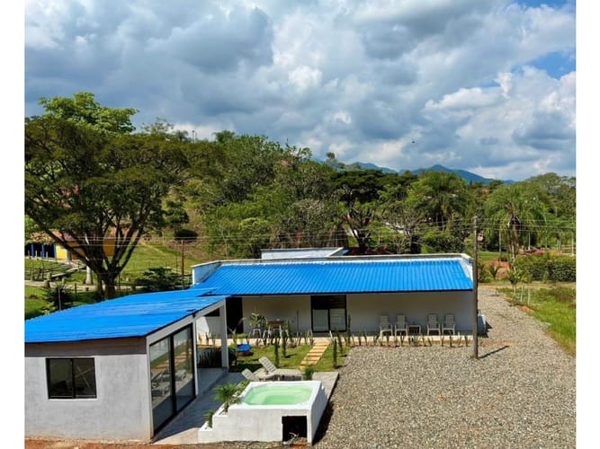 Casa de 3 alcobas en arriendo en Potrerito, Jamundí, 205 m² · foto 3 de 12