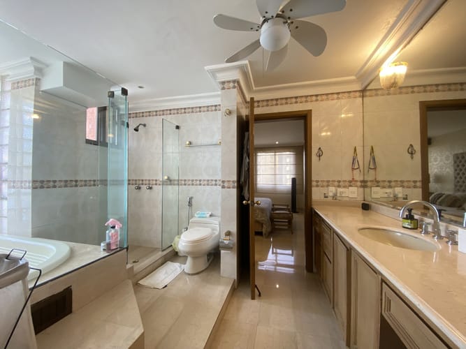 Apartamento de 3 alcobas en venta en Altos Del Prado, Barranquilla, 240 m² · foto 16 de 24