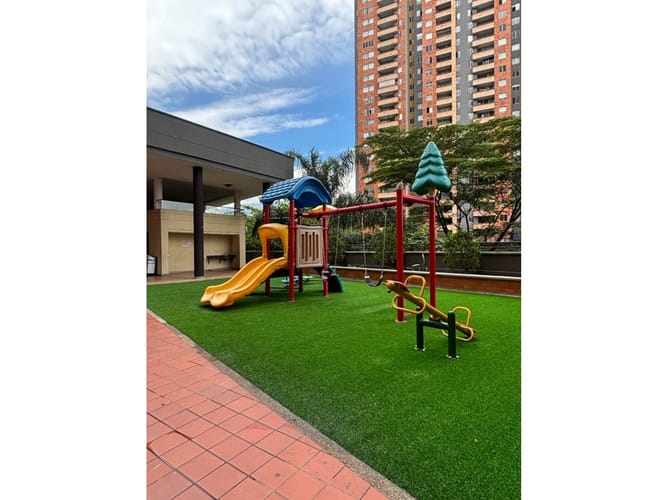 Apartamento en venta en San German, Medellín · foto 15 de 24