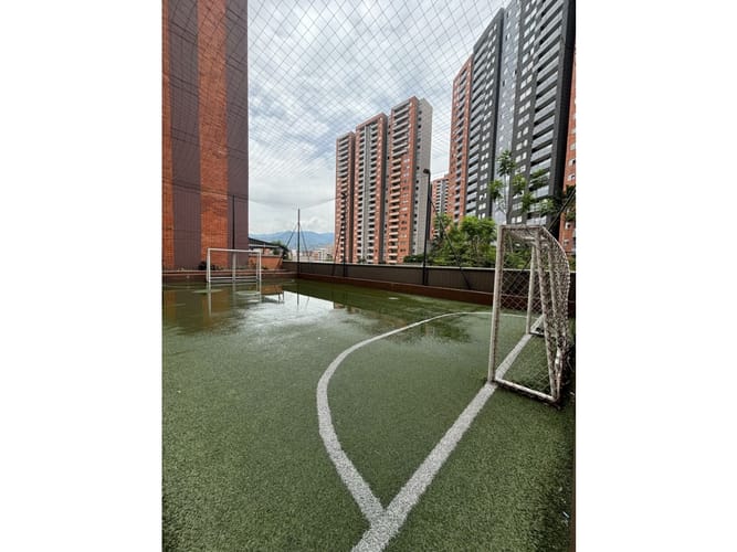 Apartamento en venta en San German, Medellín · foto 20 de 24