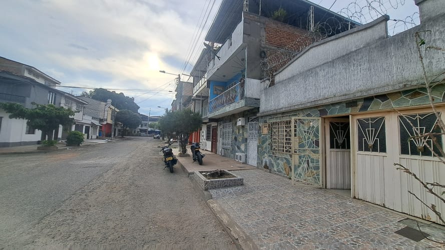 Casa de 4 alcobas en venta en Municipal, Cali, 190 m² · foto 2 de 17