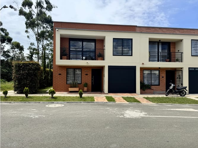 Lote en venta en El Carmen De Viboral, El Carmen de Viboral, 84 m² · foto 4 de 16