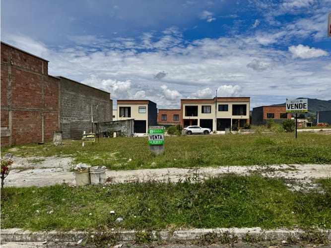 Lote en venta en El Carmen De Viboral, El Carmen de Viboral, 84 m² · foto 5 de 16