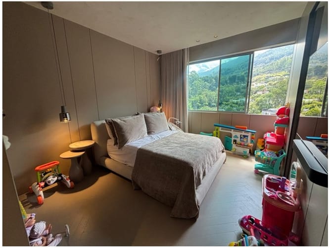 Apartamento de 3 alcobas en venta en Los Balsos, Medellín, 283 m² · foto 15 de 24