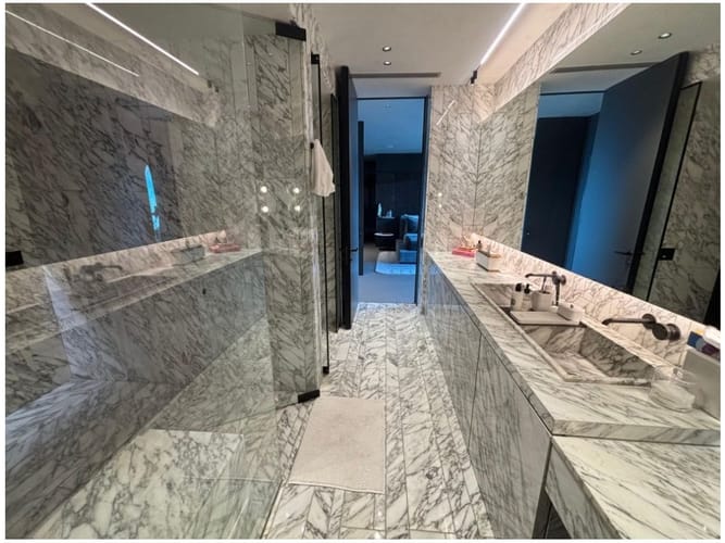 Apartamento de 3 alcobas en venta en Los Balsos, Medellín, 283 m² · foto 21 de 24