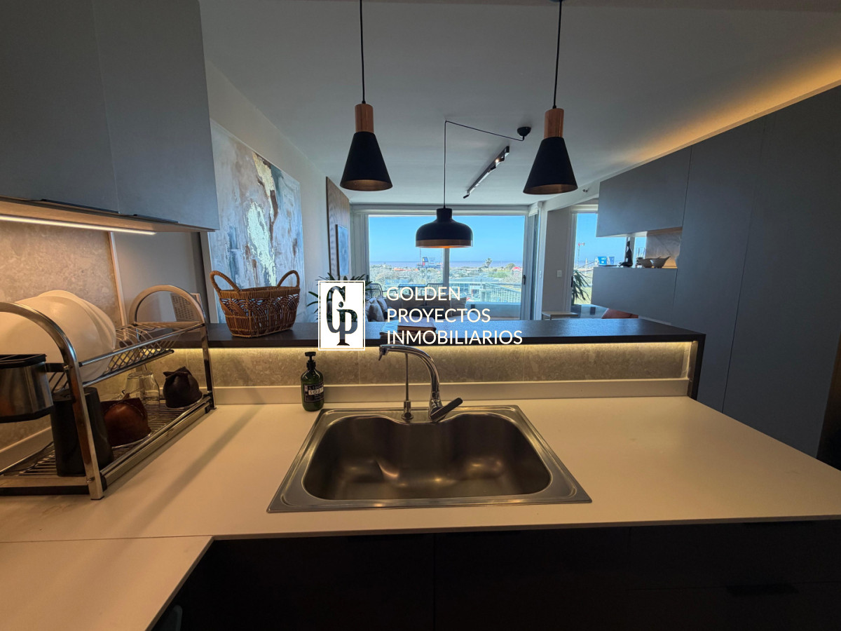 Apartamento Amoblado en Alquiler 2 Dormitorios con Garage en Carrasco · Foto 12
