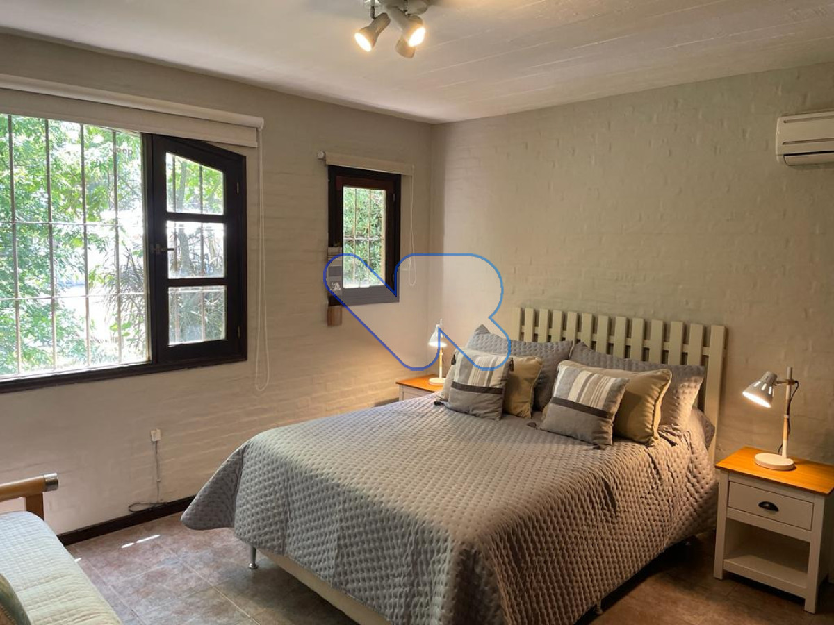 Venta y Alquiler Anual Casa 4D Lugano con Piscina · Foto 7