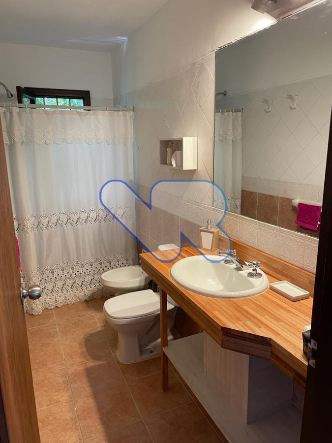 Venta y Alquiler Anual Casa 4D Lugano con Piscina · Foto 8