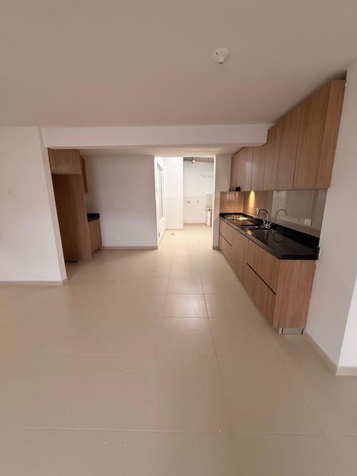 Apartamento de 3 alcobas en arriendo en San Jose, Bogotá, 100 m² · foto 2 de 17