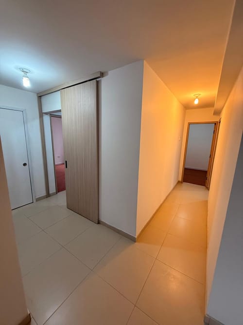 Apartamento de 3 alcobas en arriendo en San Jose, Bogotá, 100 m² · foto 10 de 17