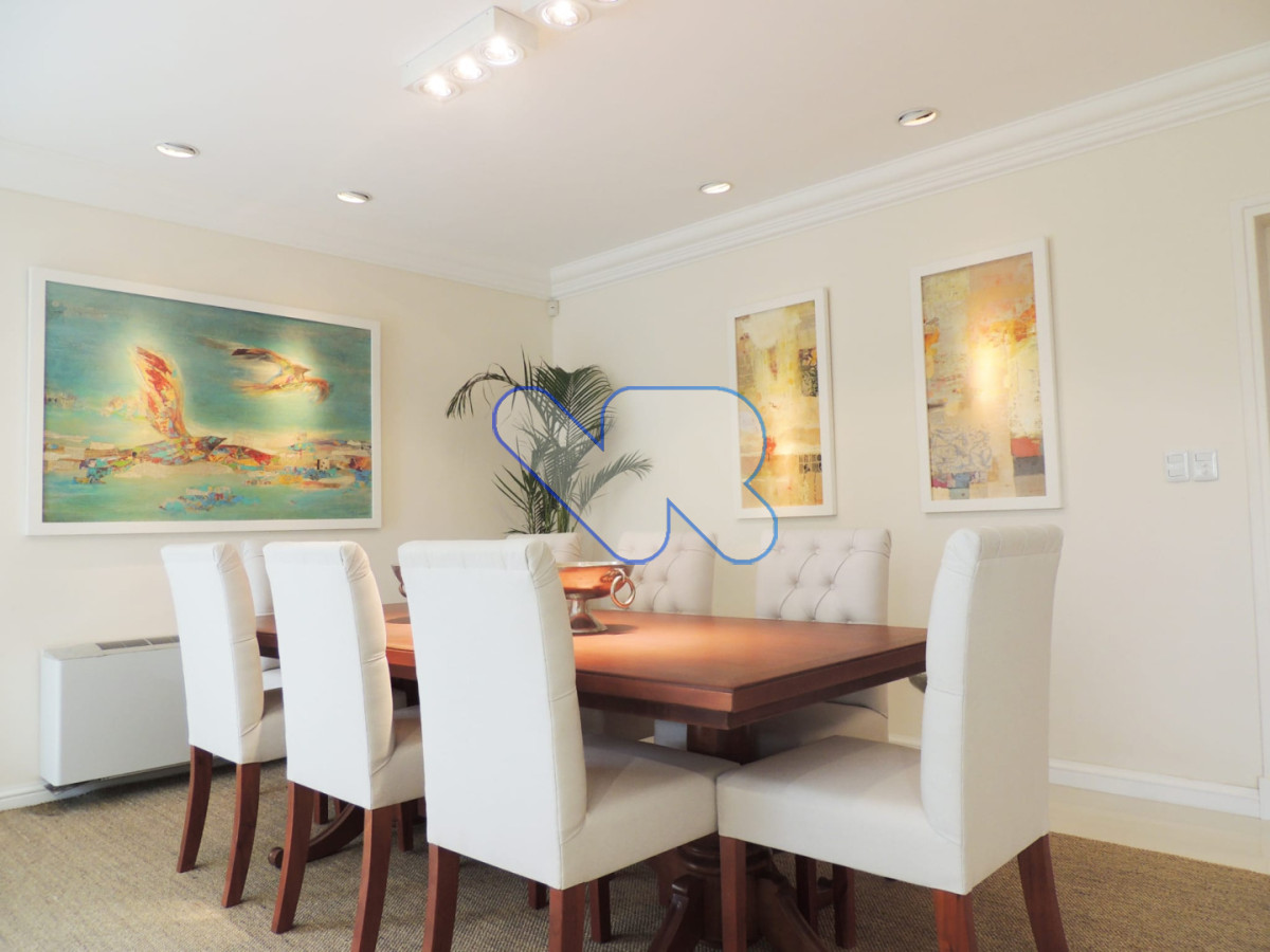 Venta y Alquiler Anual Casa 4D y dep de serv con Piscina Mansa · Foto 7